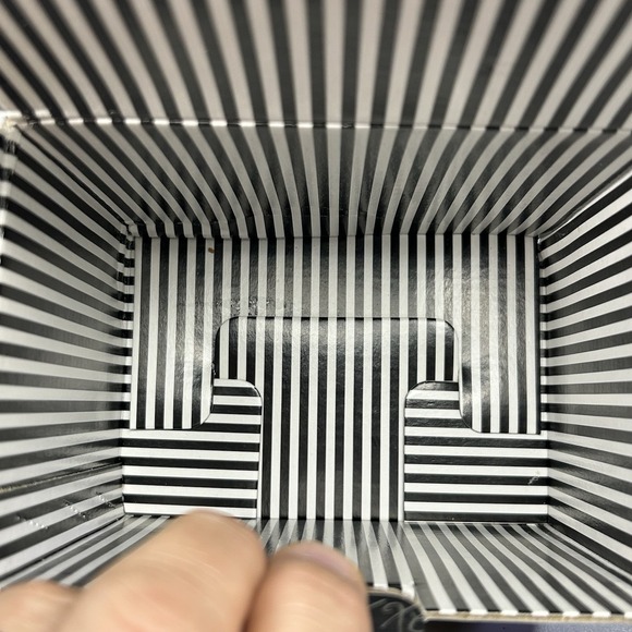 Things Remembered Gravity Pen Stand w/ Lighted Touch Clock NEW Sealed - Picture 5 of 7